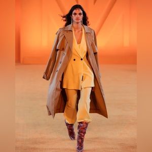 Marcell von Berlin worn twice classic tan trench. Medium.